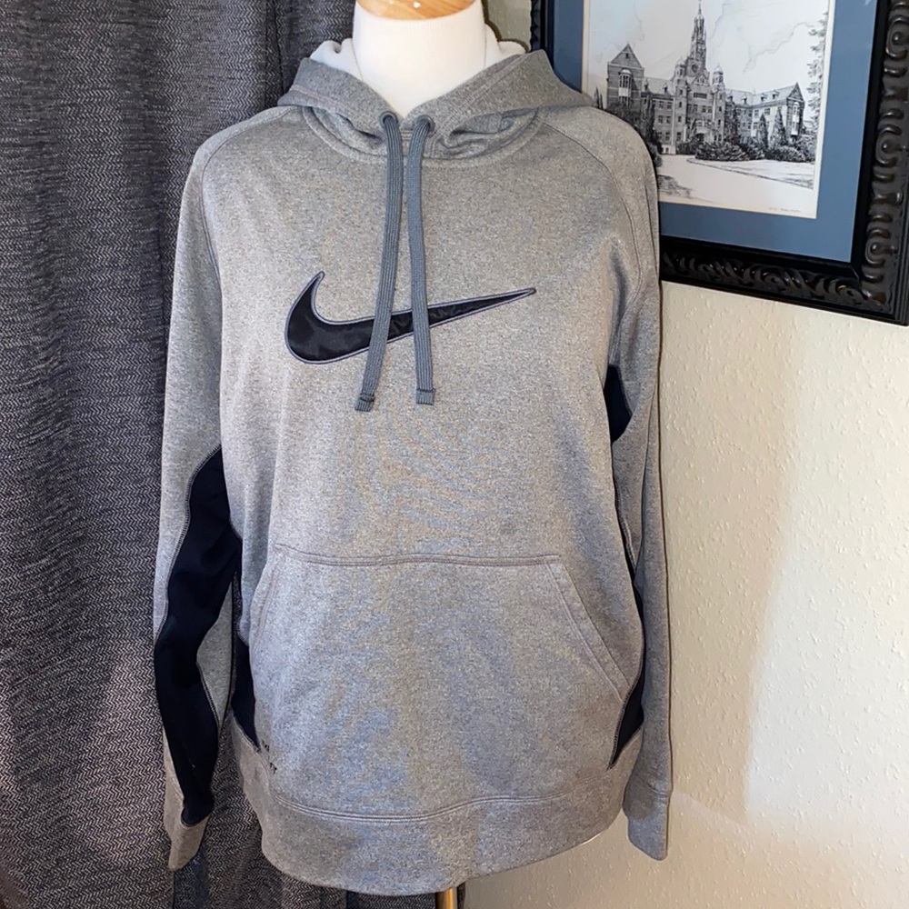 Vintage Men’s Gray Black Large Nike Hoodie Sweater